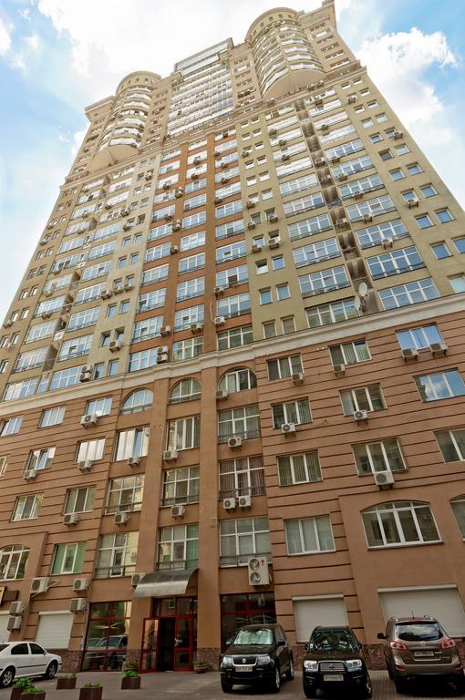 Botanic Saksaganskogo Apartment Киев Екстериор снимка